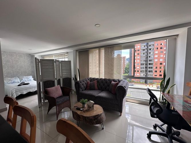 Apartamento de 2 alcobas en venta en El Poblado, Medellín, 50 m² · foto 4 de 17