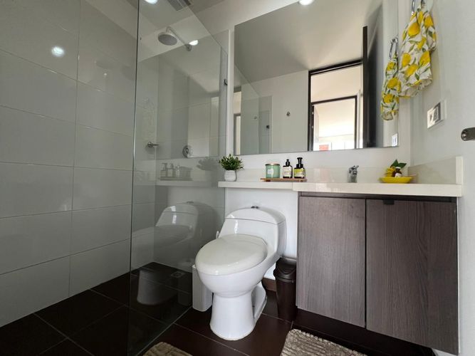 Apartamento de 3 alcobas en arriendo en El Poblado, Medellín, 90 m² · foto 14 de 14