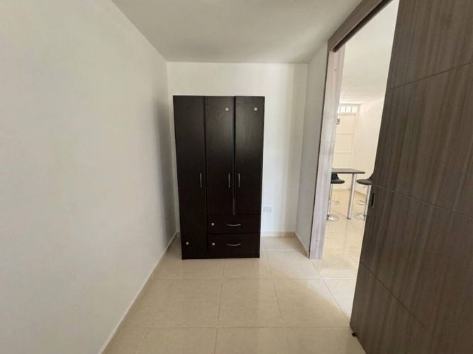 Apartamento de 3 alcobas en venta en Barro Blanco, Piedecuesta, 45 m² · foto 11 de 24