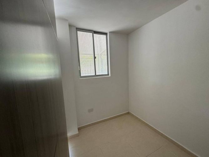 Apartamento de 3 alcobas en venta en Barro Blanco, Piedecuesta, 45 m² · foto 12 de 24
