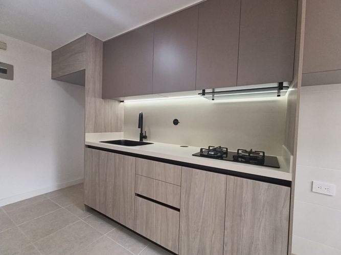 Apartamento de 3 alcobas en arriendo en Loma Del Esmeraldal, Envigado, 90 m² · foto 12 de 20
