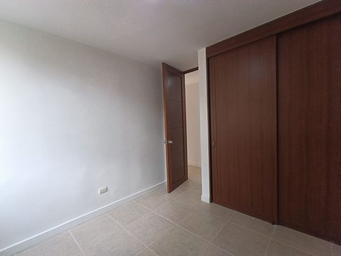 Apartamento de 3 alcobas en arriendo en Loma Del Esmeraldal, Envigado, 90 m² · foto 15 de 20