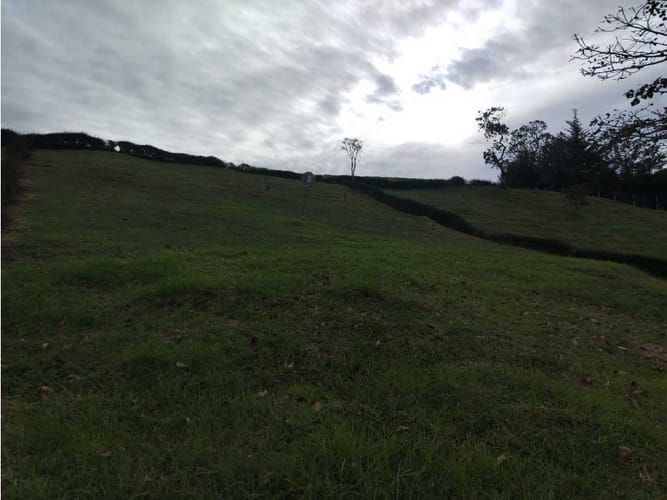 Lote en venta en Guamito, Rionegro, 1187 m² · foto 2 de 6
