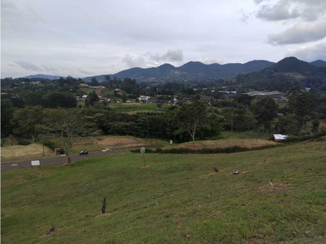 Lote en venta en Guamito, Rionegro, 1187 m² · foto 5 de 6