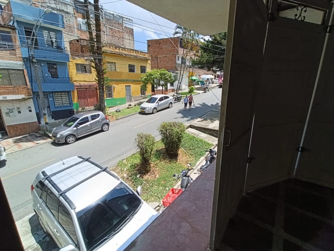 Bodega en arriendo en El Salvador, Medellín, 90 m² · foto 9 de 10