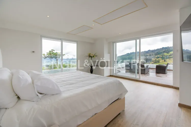 Casa de 3 alcobas en venta en Yerbabuena, Chía, 353 m² · foto 9 de 20