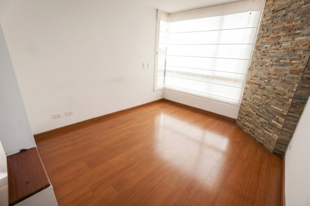 Casa en venta en Gratamira, Bogotá · foto 7 de 13