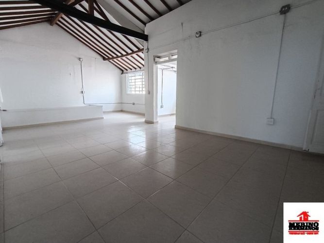 Bodega en arriendo en Prado, Medellín, 140 m² · foto 2 de 15