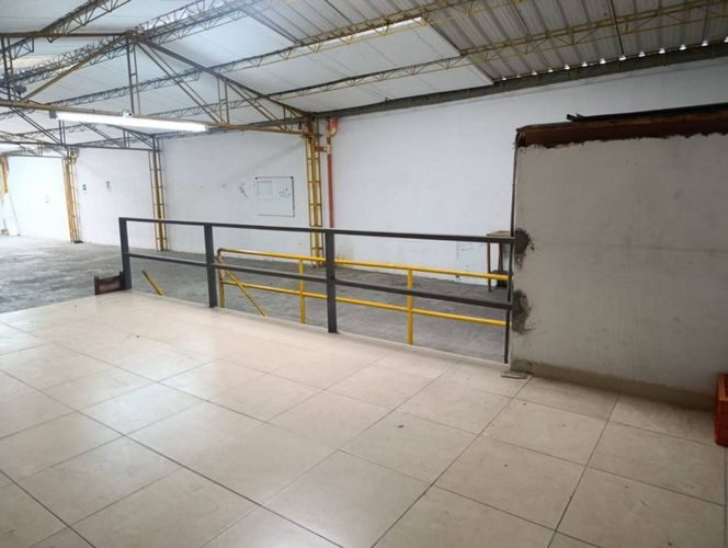 Bodega en arriendo en Prado, Medellín, 260 m² · foto 5 de 9