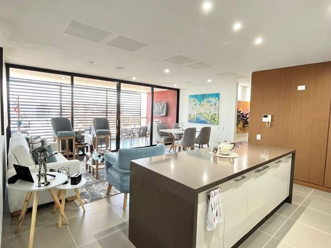 Apartamento de 4 alcobas en venta en Cabecera Del Llano, Bucaramanga, 157 m² · foto 5 de 24