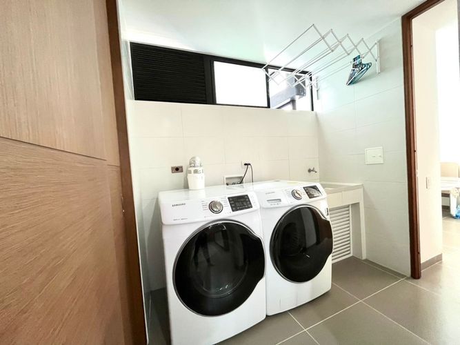 Apartamento de 4 alcobas en venta en Cabecera Del Llano, Bucaramanga, 157 m² · foto 10 de 24