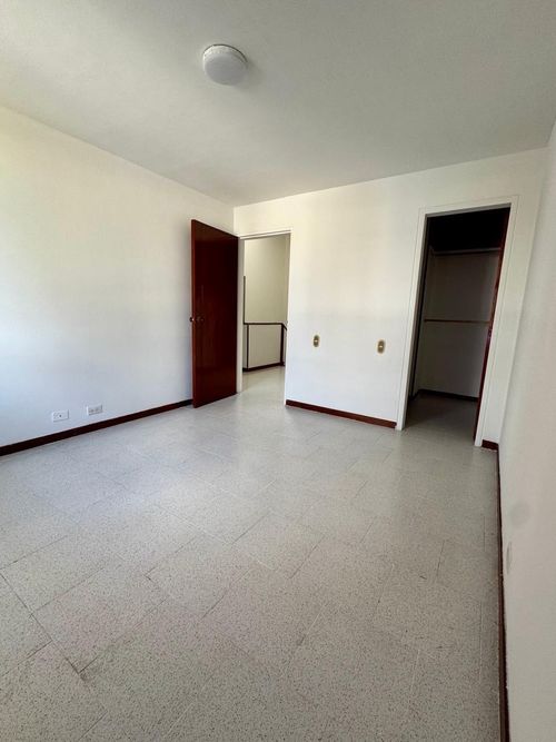 Casa de 3 alcobas en venta en Valle Del Lili, Cali, 190 m² · foto 11 de 22