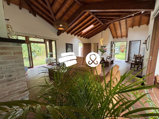 Finca en venta en El Carmen De Viboral, El Carmen de Viboral, 3850 m² · foto 3 de 24