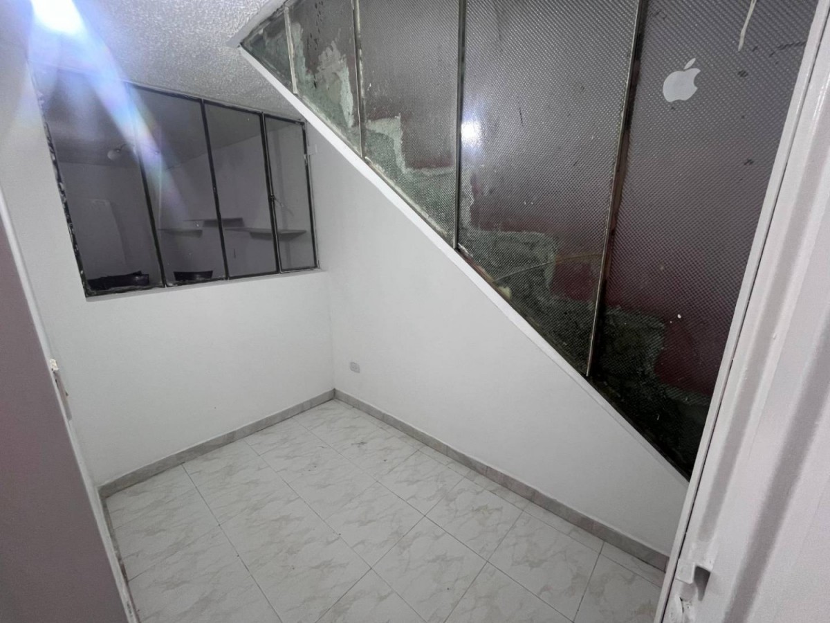 Casa en venta en Castilla, Bogotá · foto 7 de 24