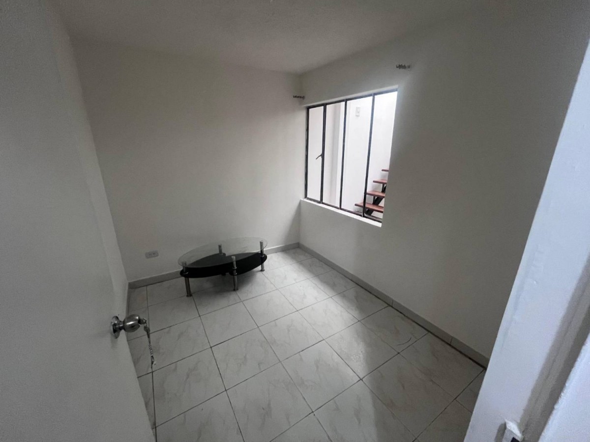 Casa en venta en Castilla, Bogotá · foto 9 de 24