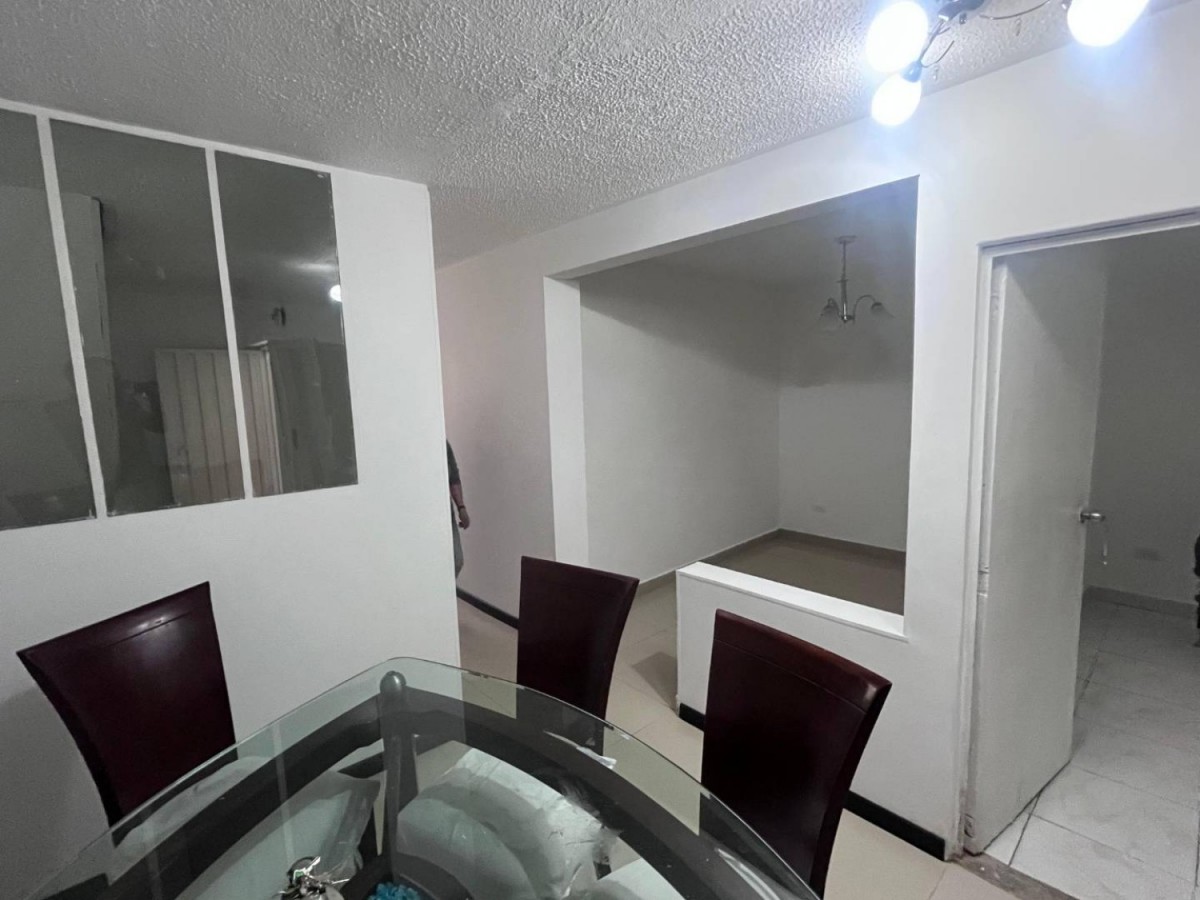 Casa en venta en Castilla, Bogotá · foto 10 de 24