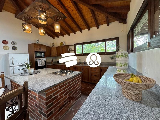 Finca en venta en El Carmen De Viboral, El Carmen de Viboral, 3850 m² · foto 6 de 24