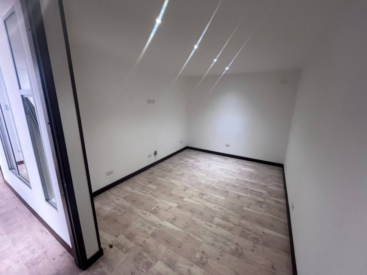 Casa en venta en Castilla, Bogotá · foto 24 de 24