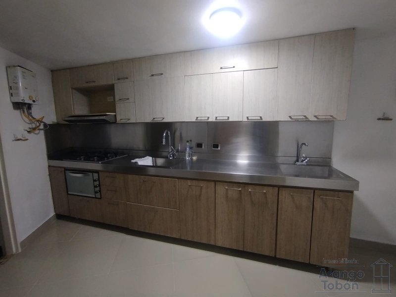 Apartamento en Arriendo en El velodromo, Medellín