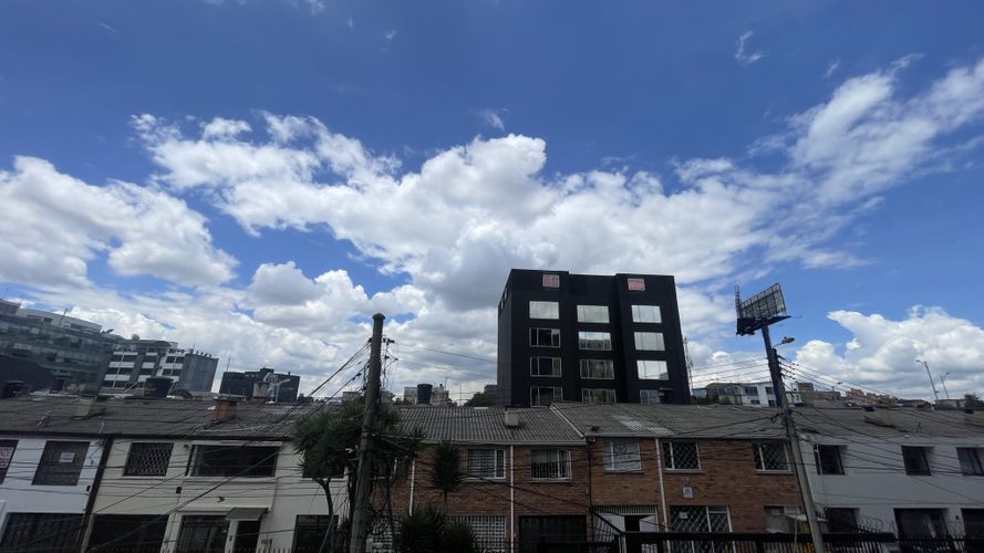 Apartaestudio en venta en La Castellana, Bogotá, 25 m² · foto 18 de 24