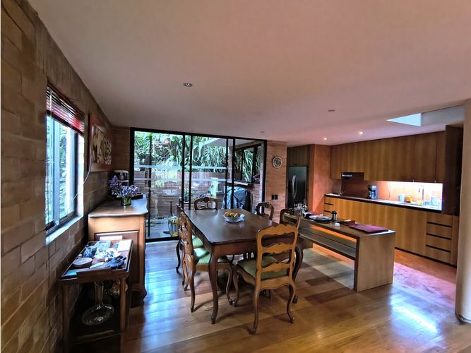 Casa de 3 alcobas en venta en La Pradera, Envigado, 201 m² · foto 8 de 24