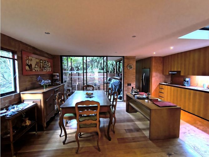 Casa de 3 alcobas en venta en La Pradera, Envigado, 201 m² · foto 11 de 24