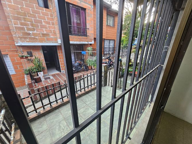 Casa de 3 alcobas en venta en Cucaracho, Medellín, 82 m² · foto 7 de 15