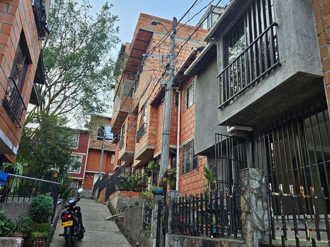 Casa de 3 alcobas en venta en Cucaracho, Medellín, 82 m² · foto 13 de 15