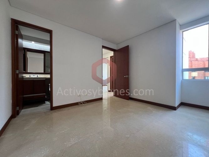 Apartamento de 2 alcobas en arriendo en Laureles, Medellín, 82 m² · foto 14 de 16