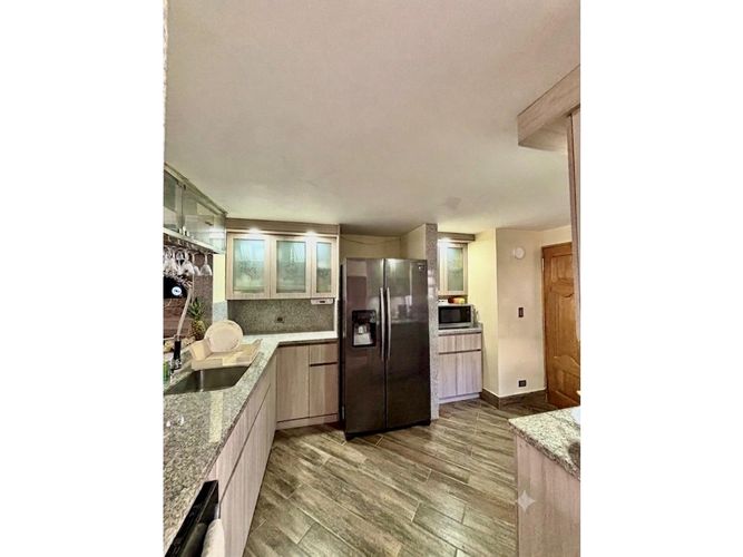 Casa de 4 alcobas en venta en Hojarasca, Sabaneta, 120 m² · foto 4 de 22