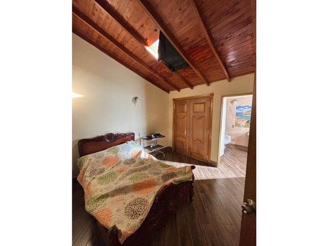 Casa de 4 alcobas en venta en Hojarasca, Sabaneta, 120 m² · foto 9 de 22