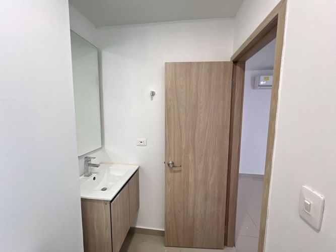Apartamento de 3 alcobas en venta en El Carmen, Barranquilla, 101 m² · foto 23 de 24