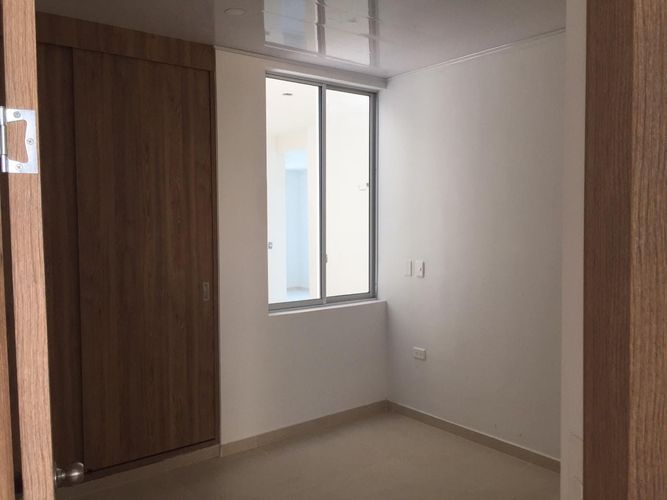 Apartamento de 3 alcobas en venta en Diamante, Girardot, 86 m² · foto 4 de 13