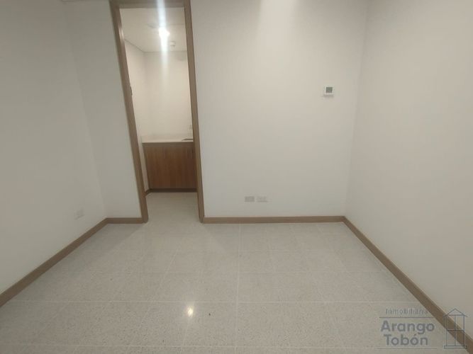 Oficina en arriendo en Calasanz, Medellín, 25 m² · foto 5 de 15