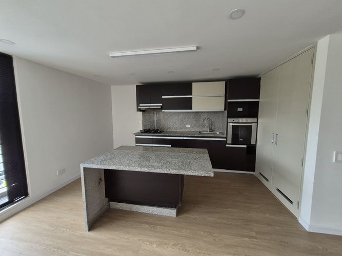 Apartamento de 1 alcoba en venta en Alhambra, Bogotá, 65 m² · foto 7 de 23