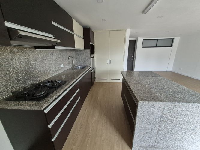 Apartamento de 1 alcoba en venta en Alhambra, Bogotá, 65 m² · foto 10 de 23