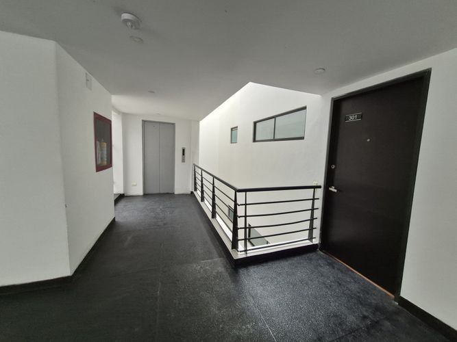 Apartamento de 1 alcoba en venta en Alhambra, Bogotá, 65 m² · foto 18 de 23