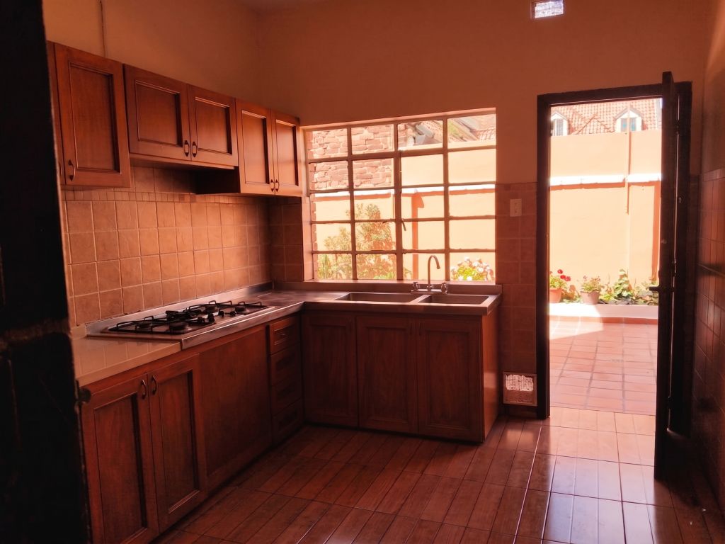 Casa en venta en San Luis, Bogotá · foto 5 de 24