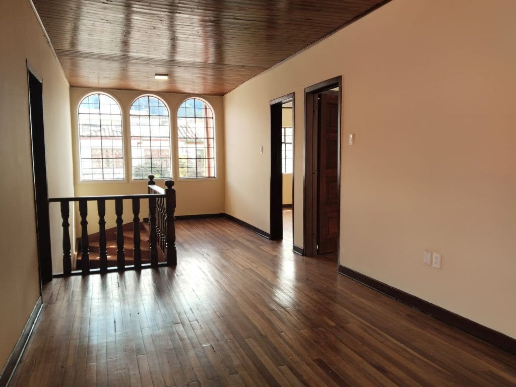 Casa en venta en San Luis, Bogotá · foto 14 de 24