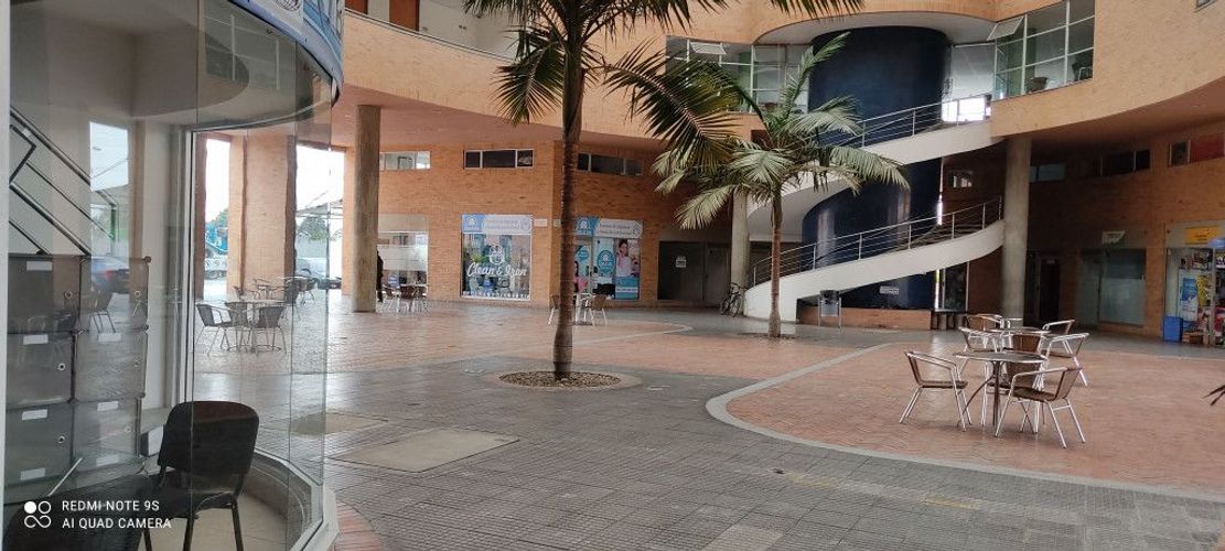 Local en venta en Siberia, Cota, 36 m² · foto 23 de 24