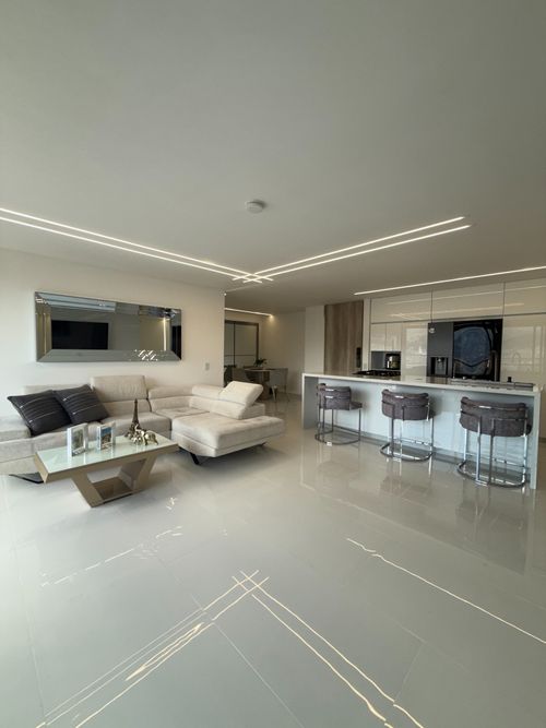 Apartamento de 3 alcobas en venta en Villa Carlota, Medellín, 119 m² · foto 4 de 23