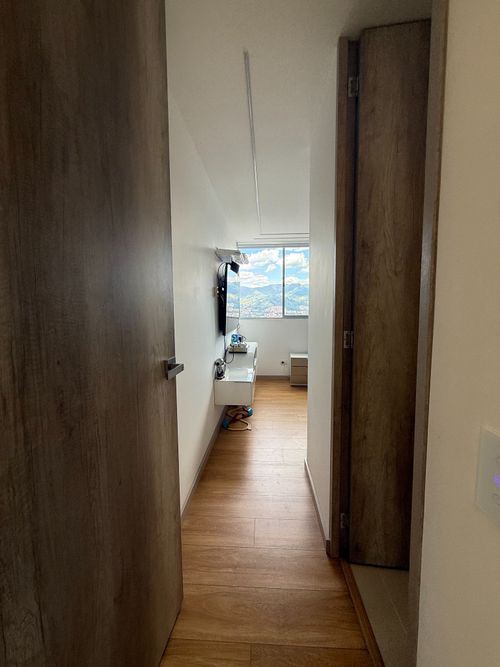 Apartamento de 3 alcobas en venta en Villa Carlota, Medellín, 119 m² · foto 21 de 23
