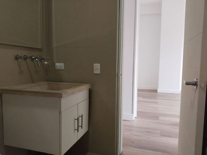 Apartamento de 2 alcobas en venta en Chico Norte, Bogotá, 134 m² · foto 13 de 24