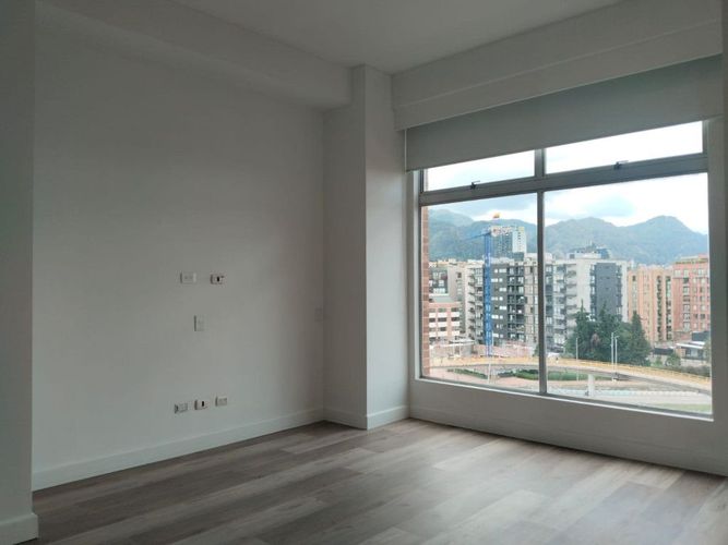 Apartamento de 2 alcobas en venta en Chico Norte, Bogotá, 134 m² · foto 14 de 24