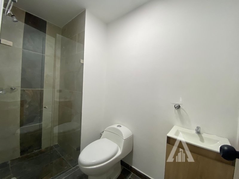 Apartaestudio en arriendo en El Dorado, Envigado · foto 8 de 9