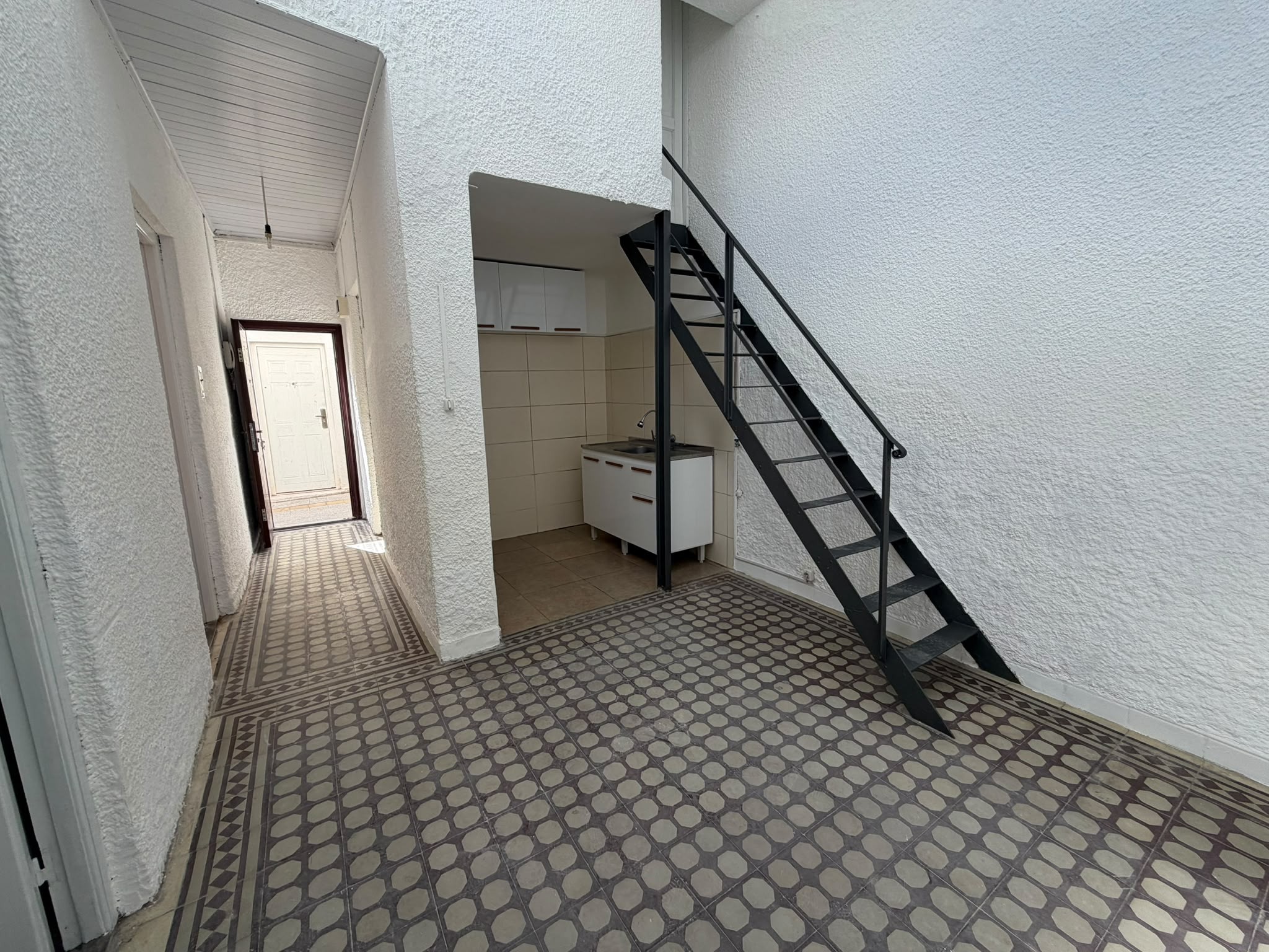 Apartamento 3 Dormitorios, Carlos Anaya Y Estero Bellaco. · Foto 2
