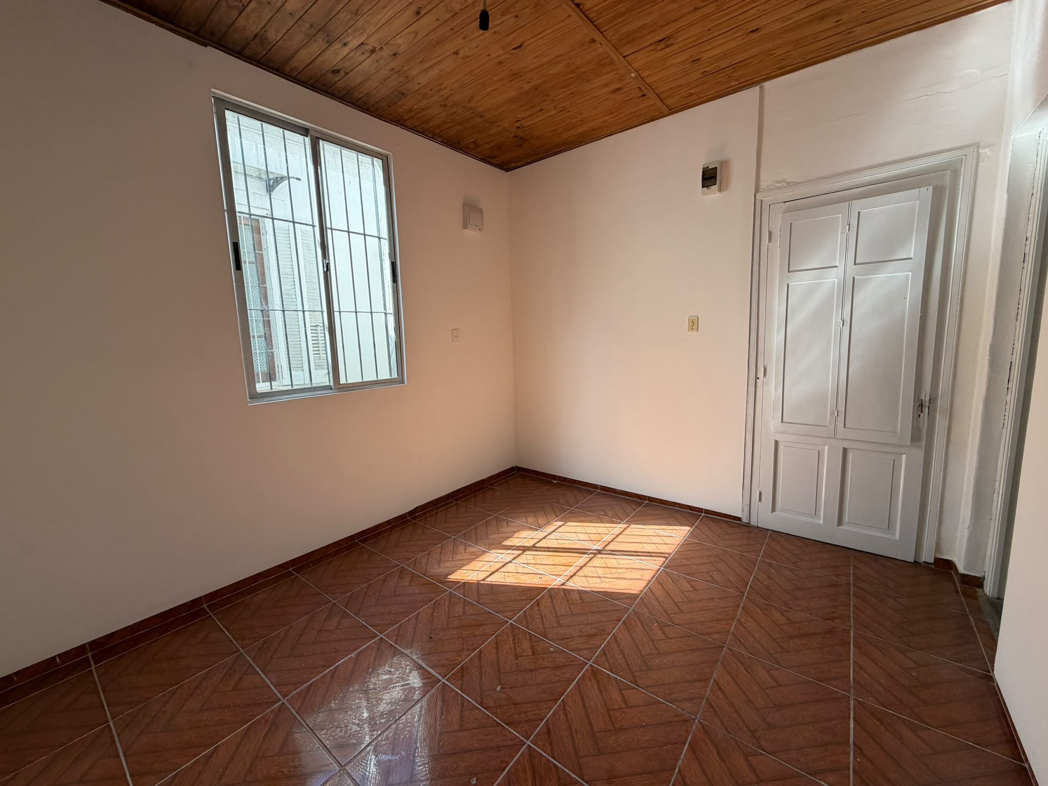 Apartamento 3 Dormitorios, Carlos Anaya Y Estero Bellaco. · Foto 6
