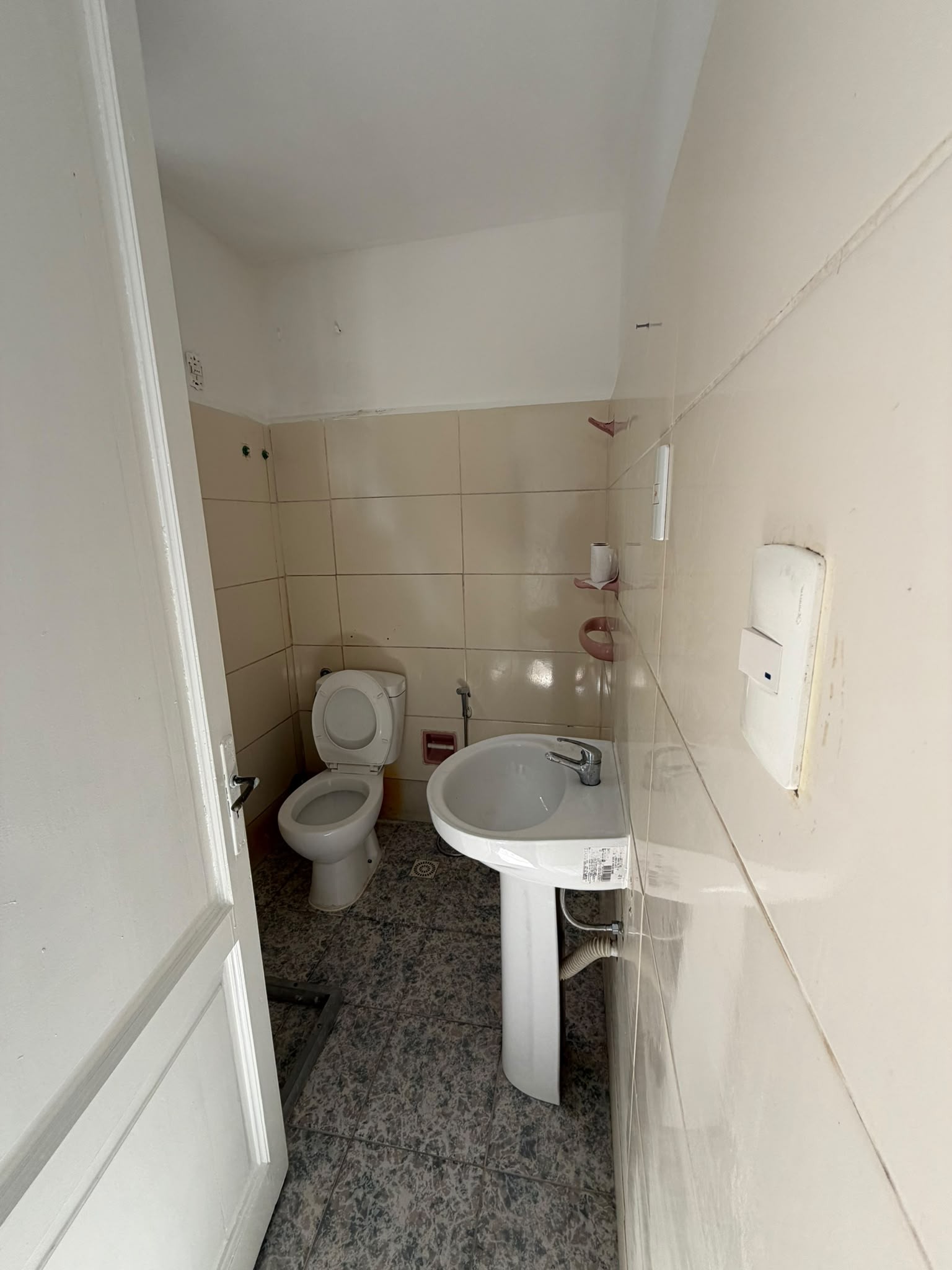 Apartamento 3 Dormitorios, Carlos Anaya Y Estero Bellaco. · Foto 7