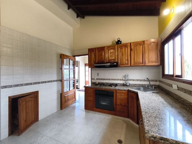 Casa de 5 alcobas en venta en Samaria, Chía, 248 m² · foto 8 de 24