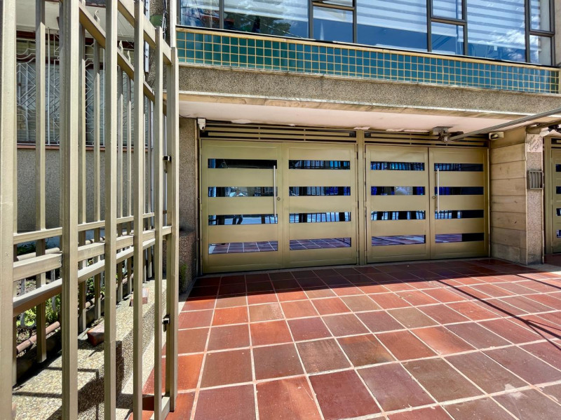Apartamento en venta en Galerias, Bogotá · foto 2 de 18